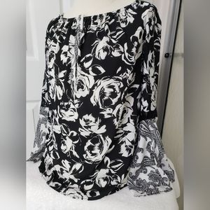 White House Black Market Roses and Paisley Bell Sleeve Elastic Neck Blouse small